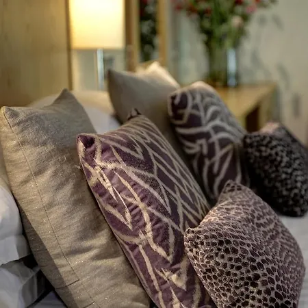 Salutation Hotel, Worldhotels Distinctive 3*